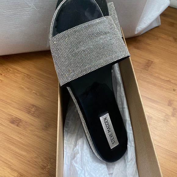 Steve Madden Sandals Size 8 - Picture 4 of 13